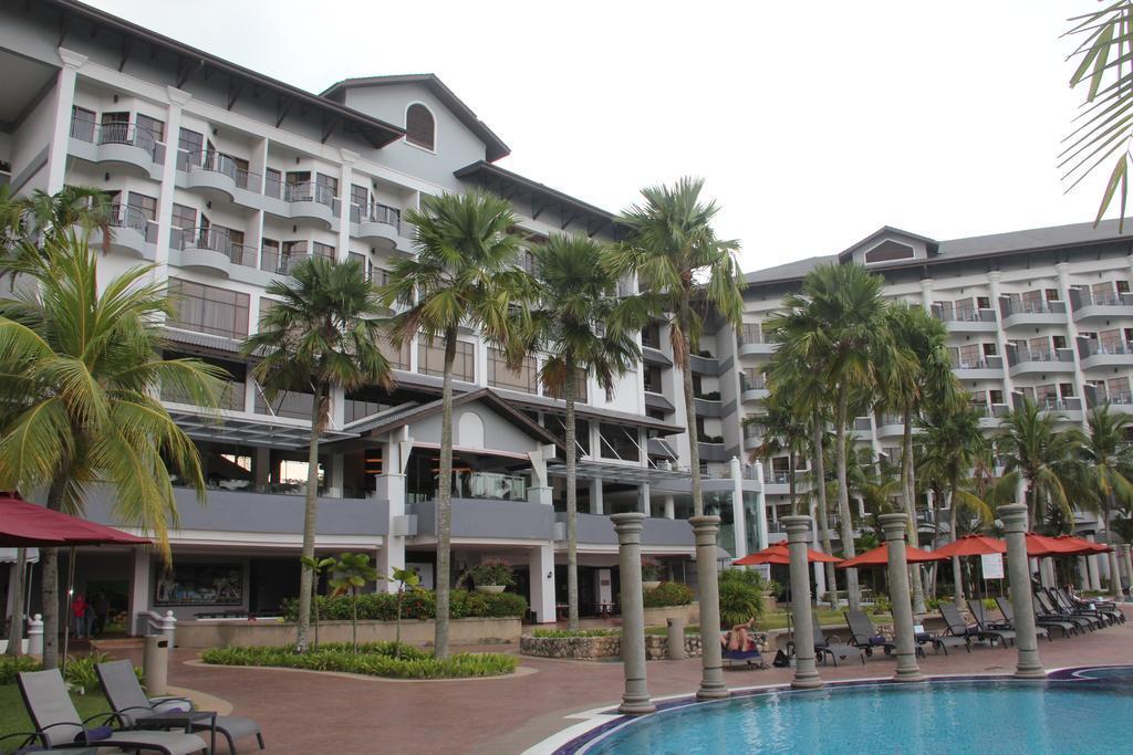 Resort Thistle